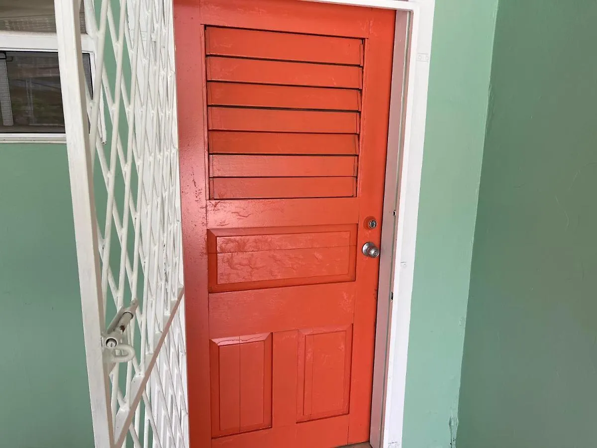 Arlene'S Nest Diego Martin - 3 Bedroom 1 & Half Bath Cozy Apt 0*,
