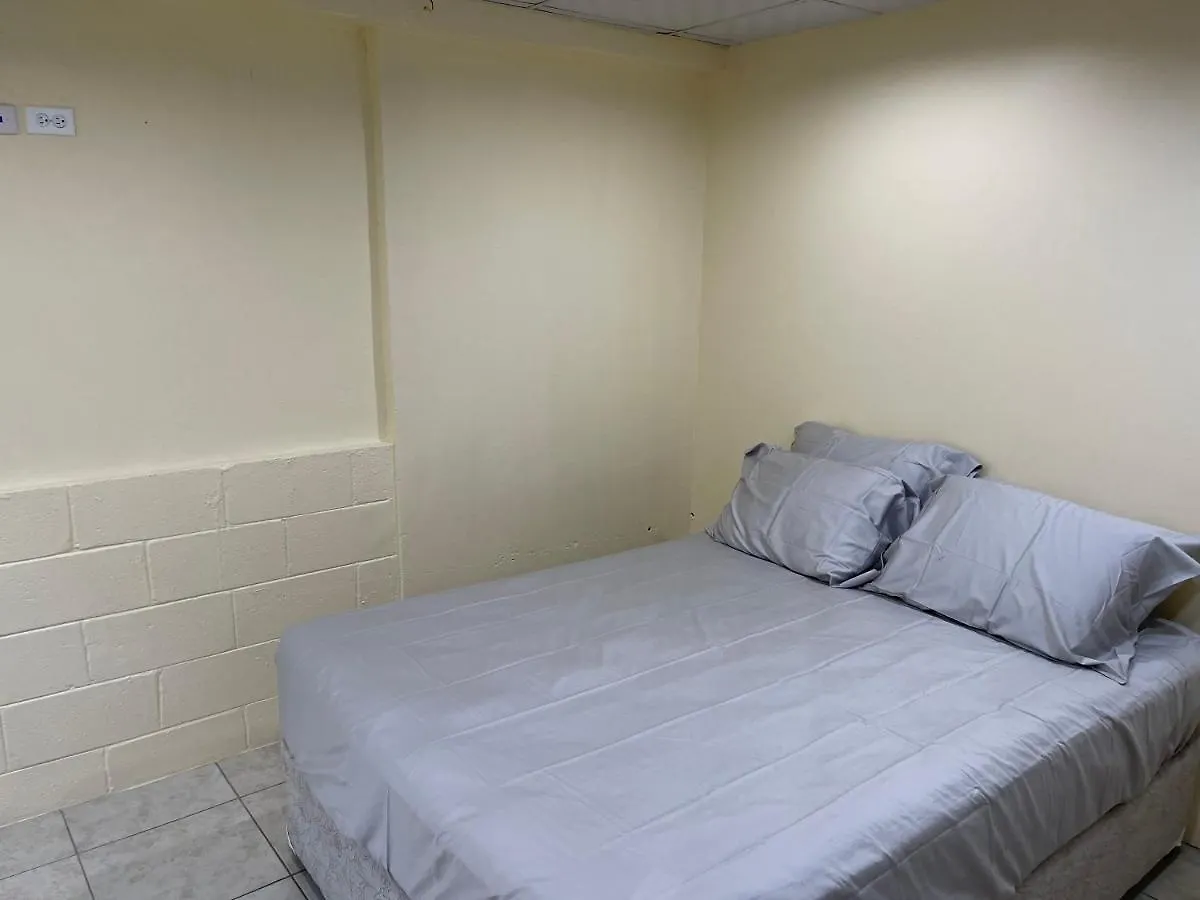 Apartamento Arlene'S Nest Diego Martin - 3 Bedroom 1 & Half Bath Cozy Apt Trinidade e Tobago